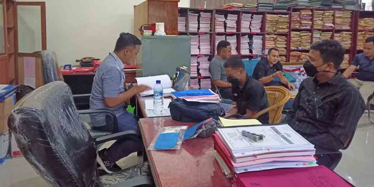 polisi-serahkan-lilik-ke-kejaksaaan